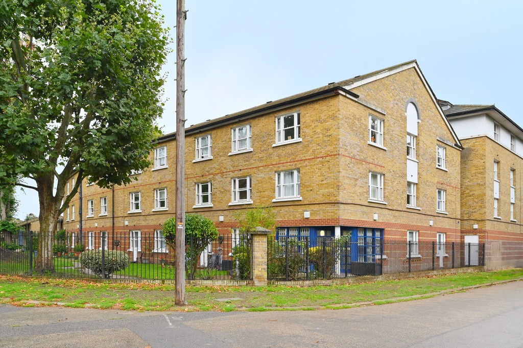 Victoria Park Road, E9, 1 bedroom, Apartment