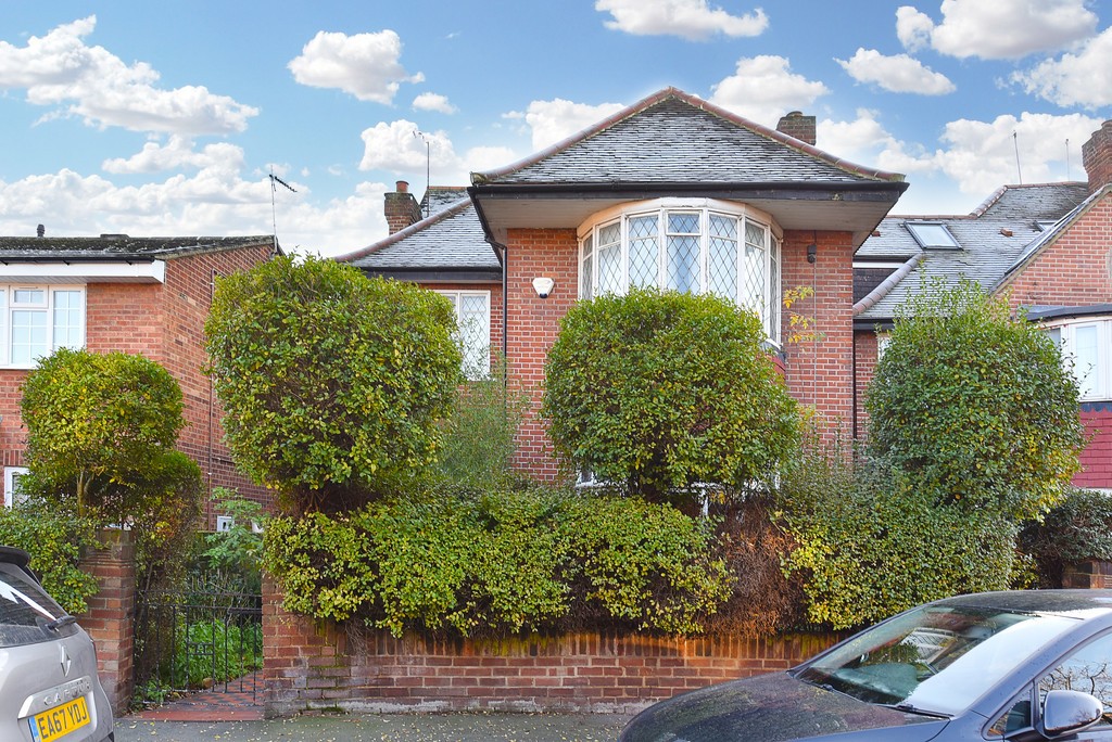 Sharon Gardens, E9, 5 bedroom, Detached House